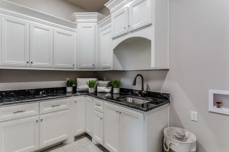 Expert Kitchen Remodeling Del Valle TX