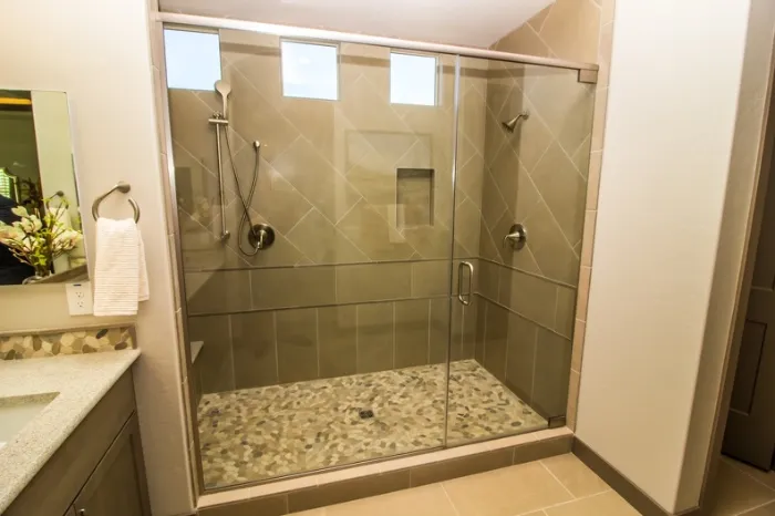 Local Shower Remodeling Del Valle TX